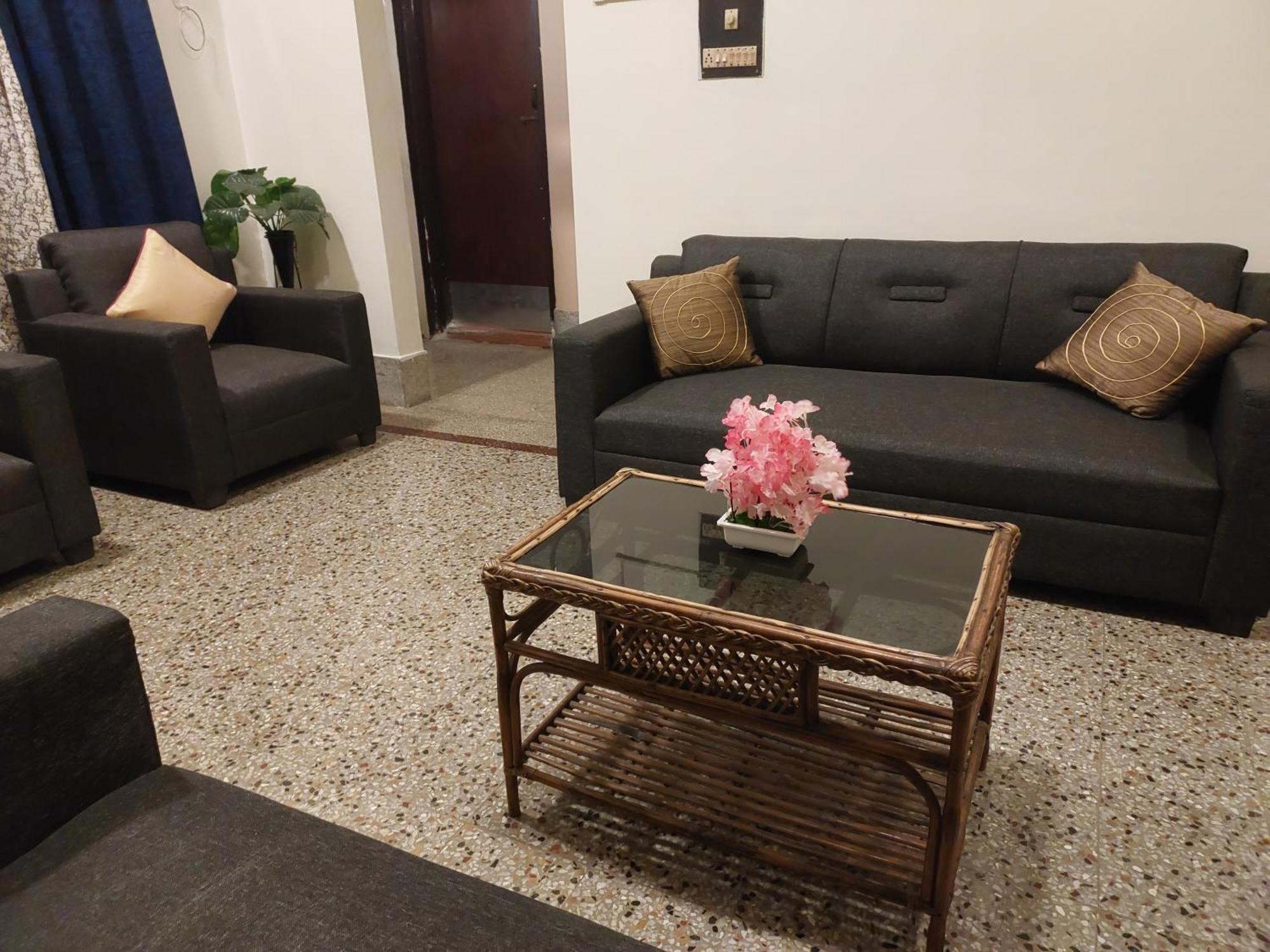 Riverview Guest House Guwahati Zewnętrze zdjęcie