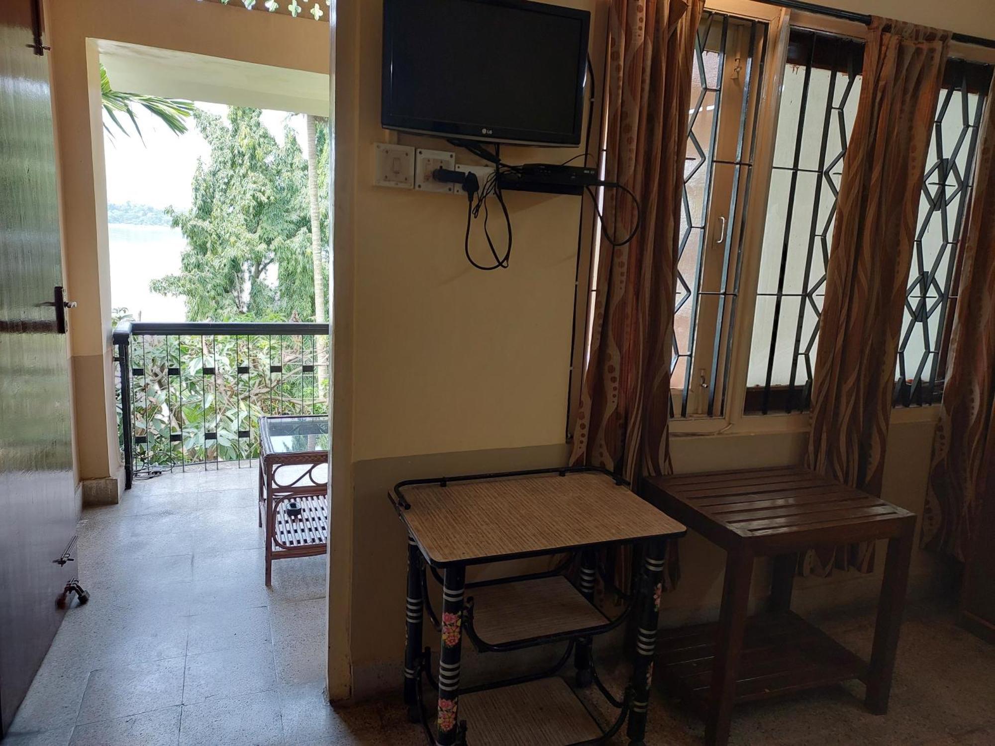 Riverview Guest House Guwahati Zewnętrze zdjęcie