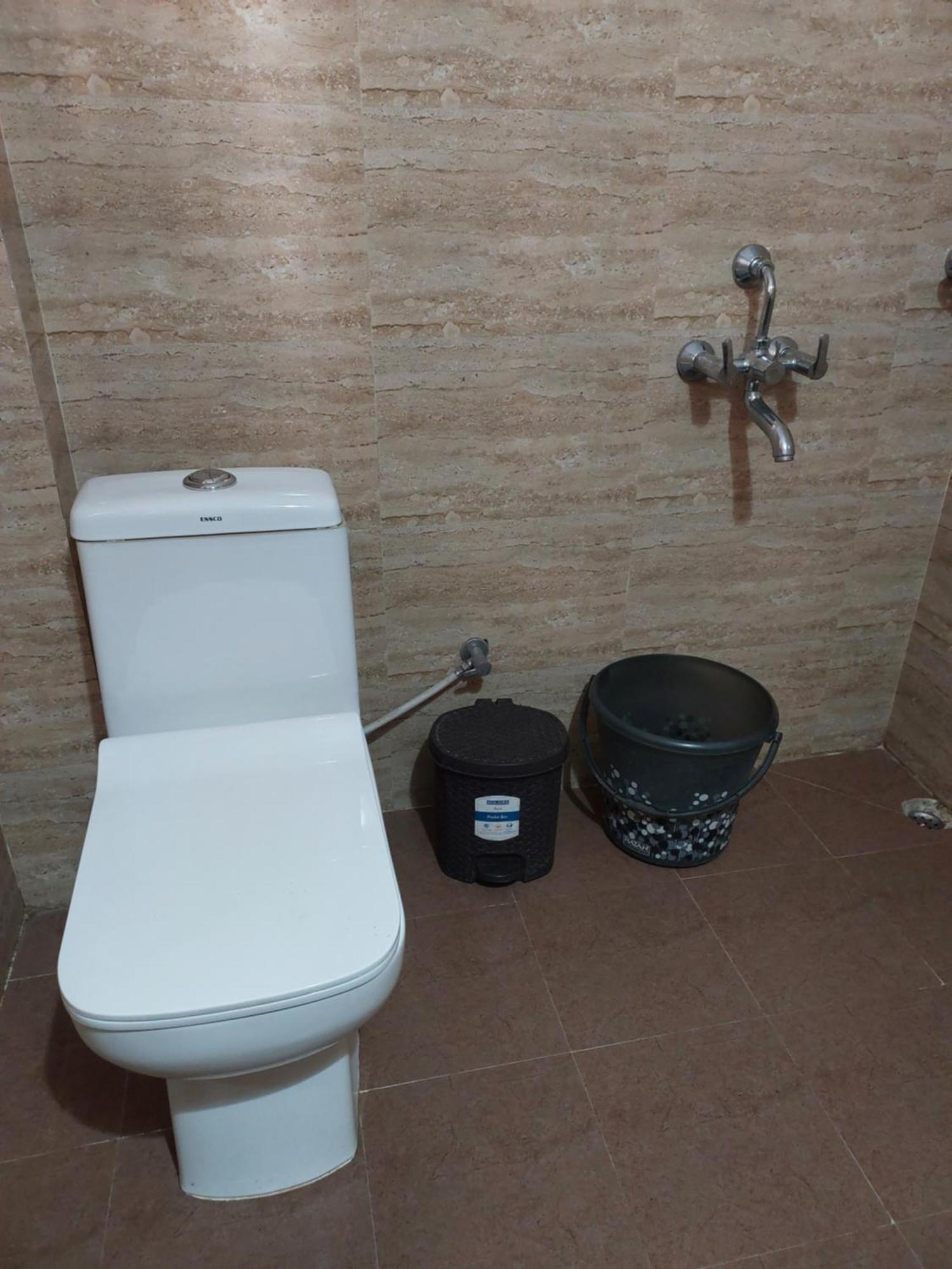 Riverview Guest House Guwahati Zewnętrze zdjęcie